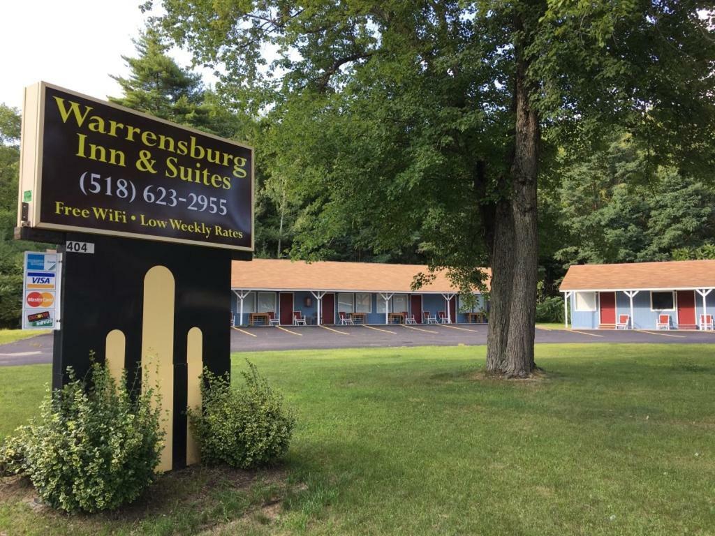 Warrensburg Inn & Suites - 6 Mi To Lake George Екстериор снимка