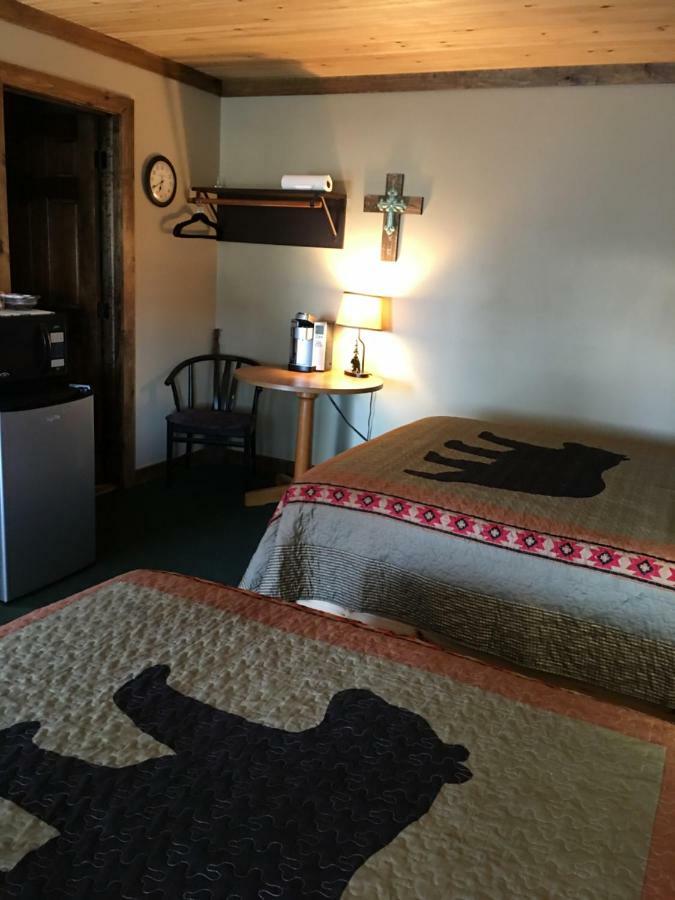 Warrensburg Inn & Suites - 6 Mi To Lake George Екстериор снимка